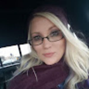 Meet your Posher, Desirae